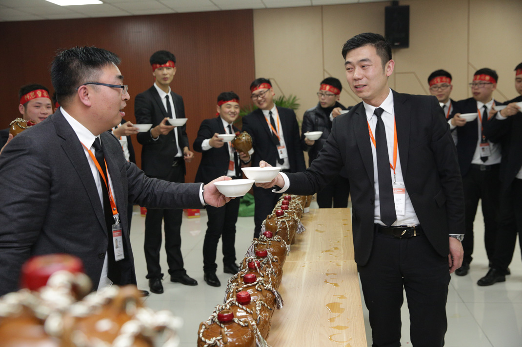 八年磨礪，劍指17——科恩電器2017年誓師大會隆重舉行